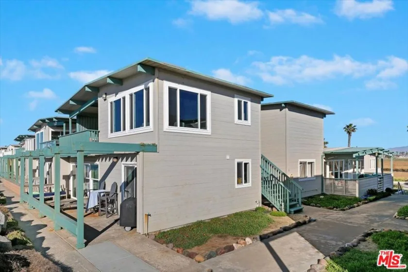 1610 Seacoast Drive #D photo 3