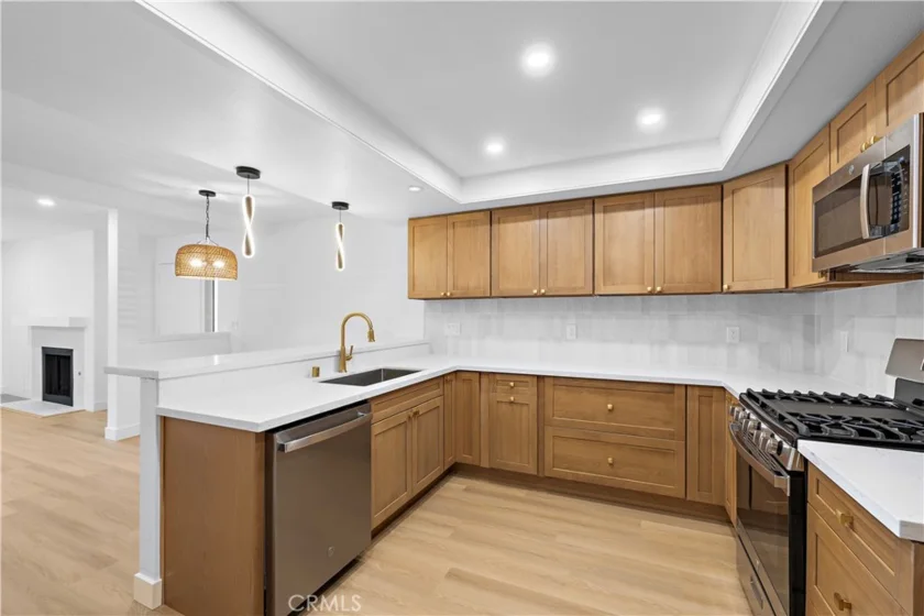 16512 Blackbeard Lane #204 photo 4