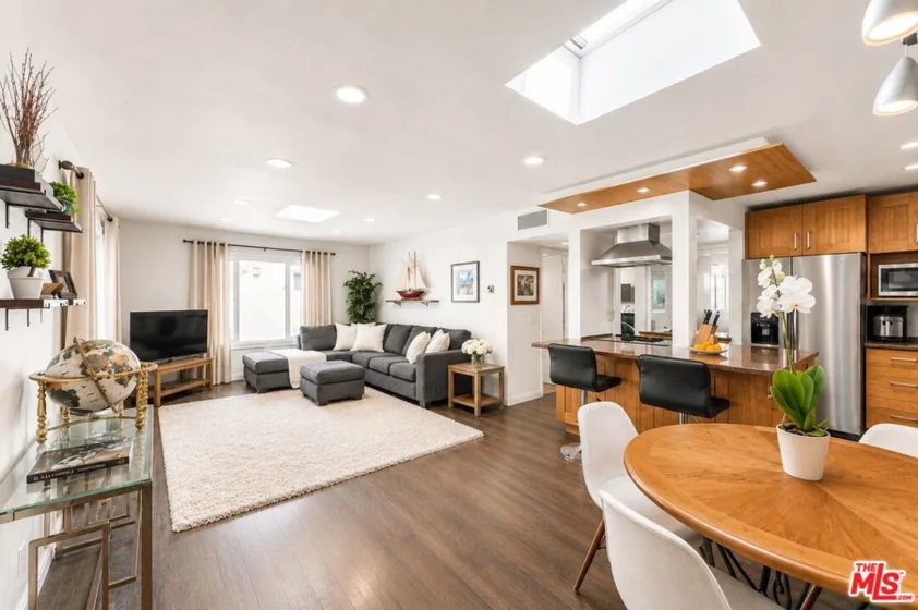 970 Palm Avenue #209 photo 5