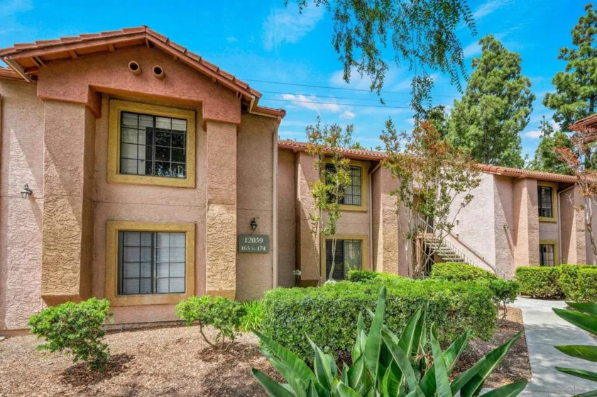 12059 Alta Carmel Court #169 photo 2