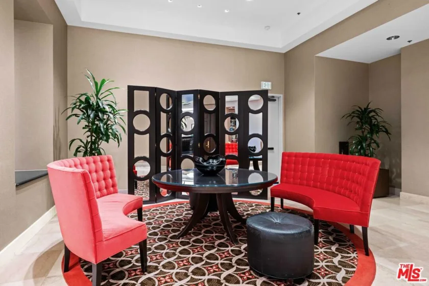 10724 Wilshire Boulevard #1001 photo 14