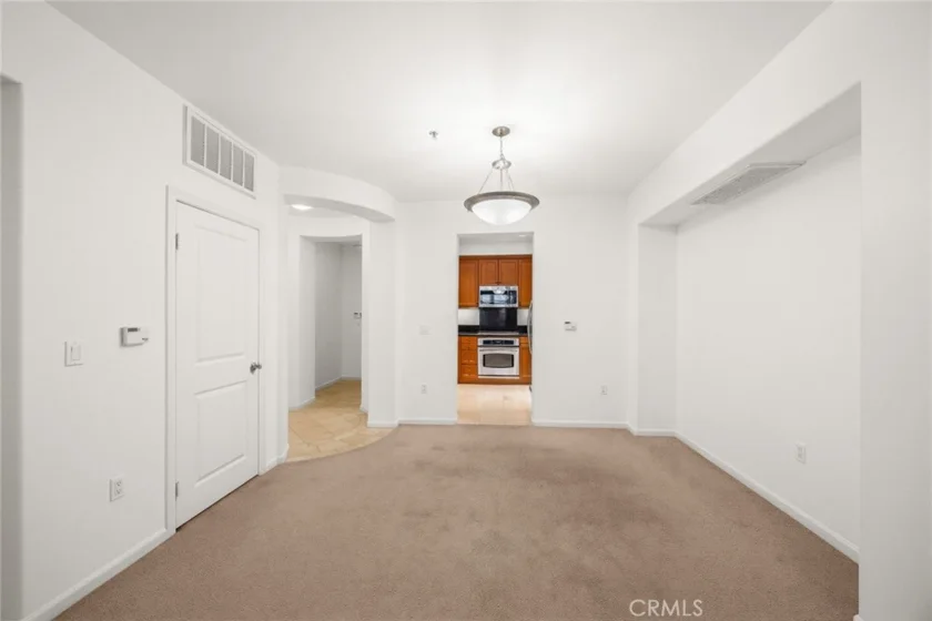 128 N Oak Knoll #206 photo 14