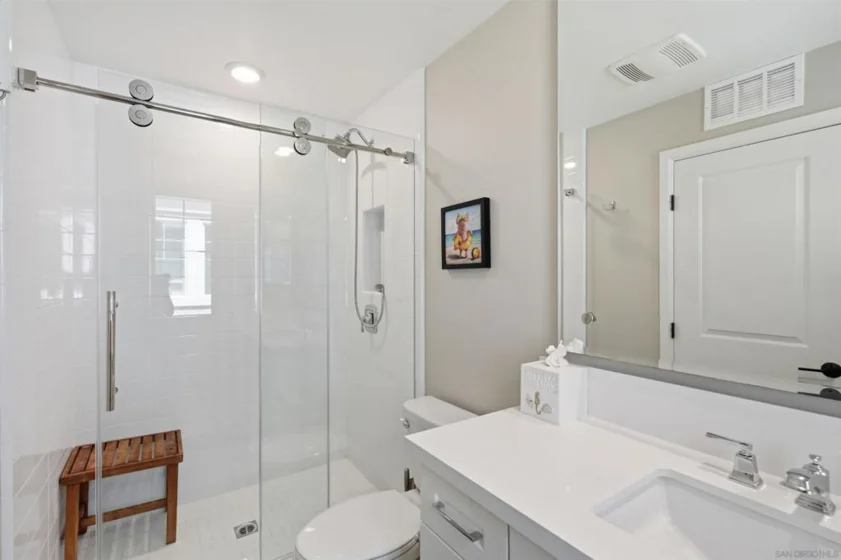 817 Jersey Court photo 21