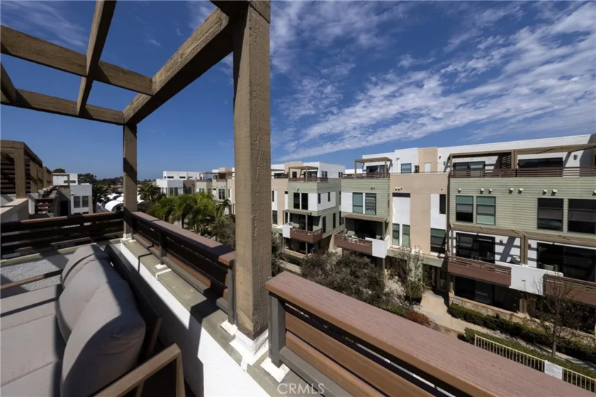1675 Grand View photo 42