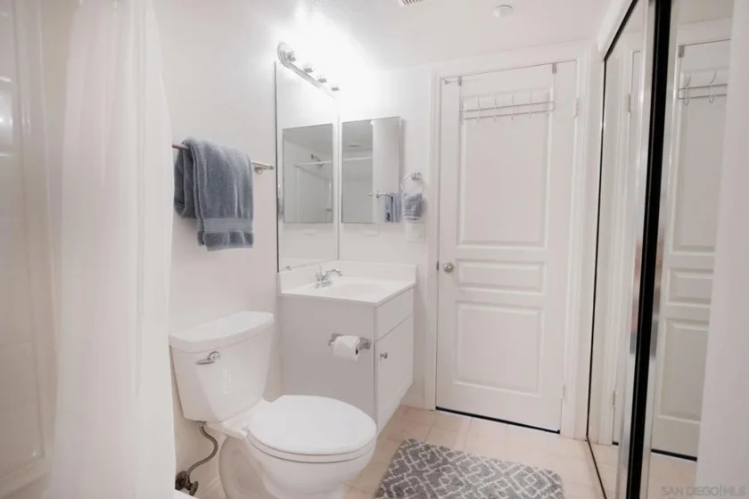 810 Harbor Cliff Way #230 photo 21