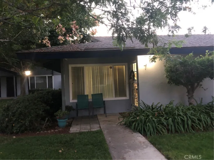 1107 W Memory Lane #11A photo 1