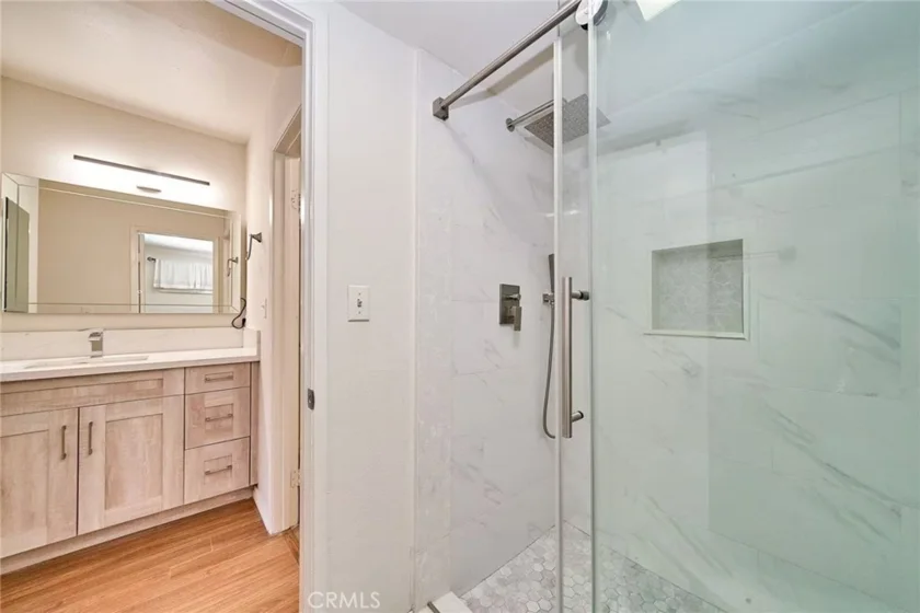 218 N Marguerita Avenue #D photo 8