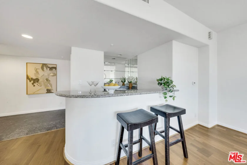 1872 Midvale Avenue #205 photo 4