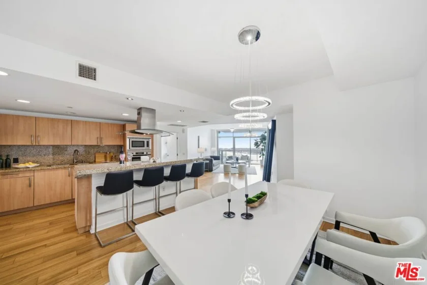 13650 Marina Pointe Drive #1603 photo 12