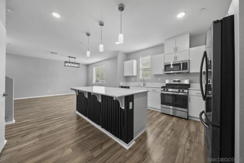 5223 Surfwalk Way #111 photo 13