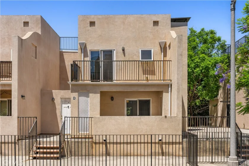 1008 S Marengo Avenue #D photo 1