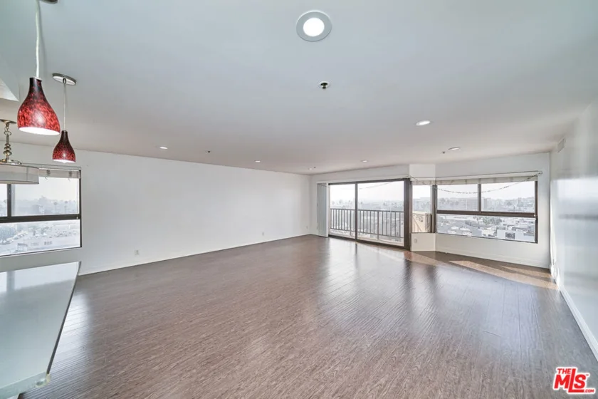 727 S Ardmore Avenue #801 photo 25