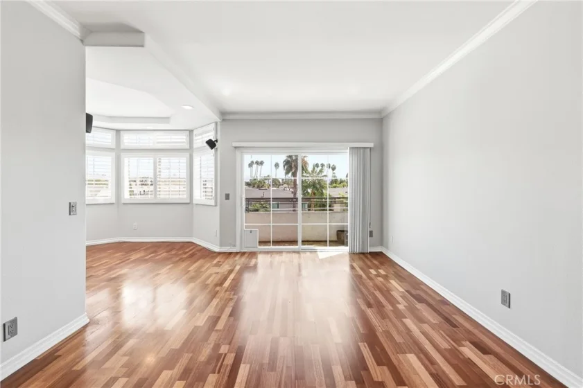 4455 Hazeltine Avenue #208 photo 6