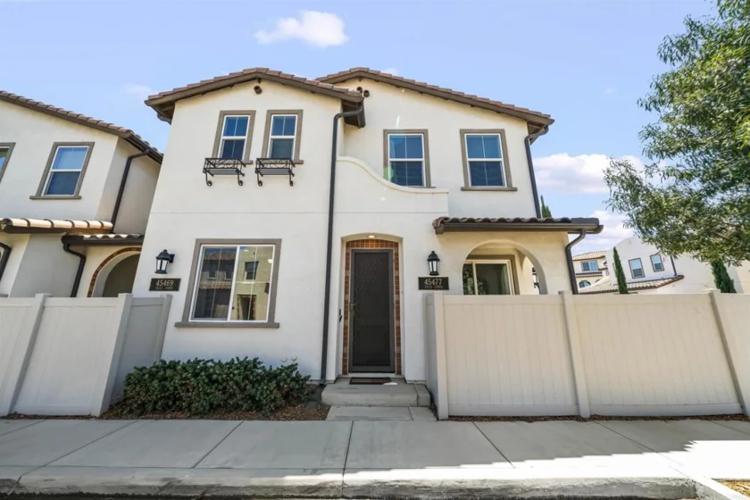 45477 Calle Cirros photo 26