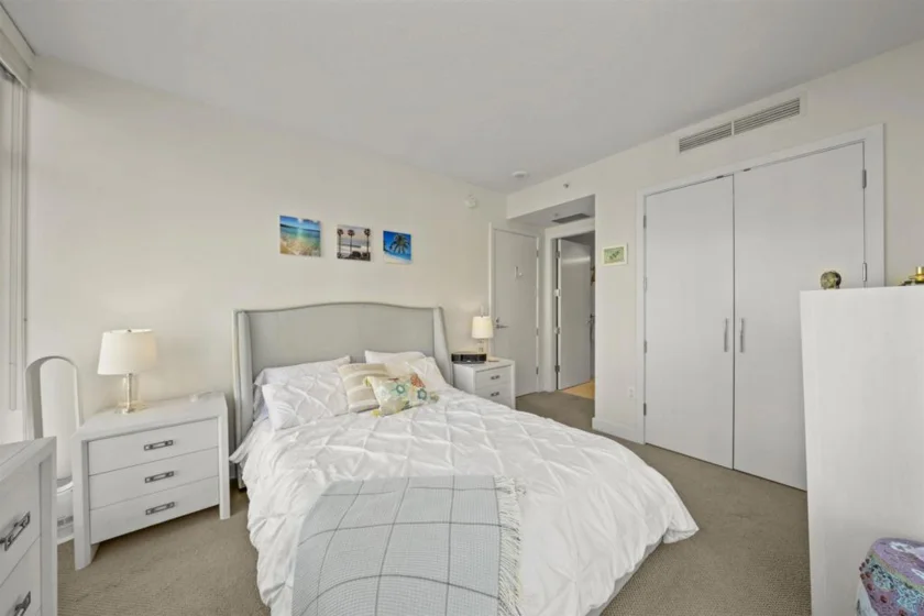 1199 Pacific Hwy #1103 photo 31