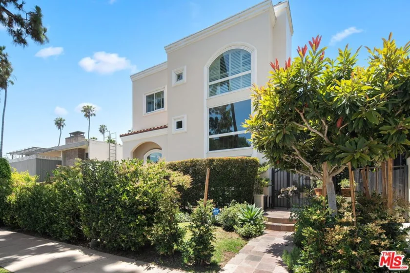 846 21st Street #1 photo 1