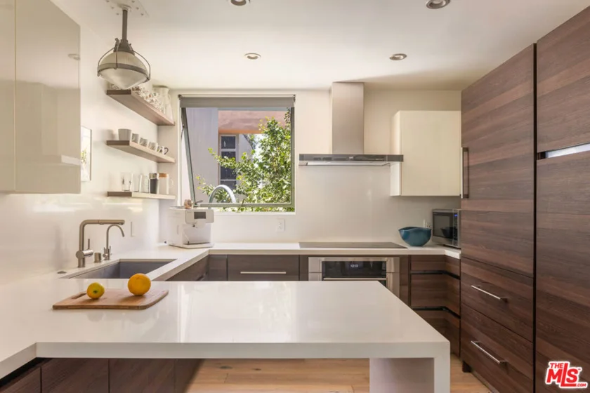 2433 28th Street #B photo 12