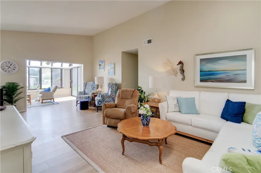 8566 Trinity Circle #816D photo 3