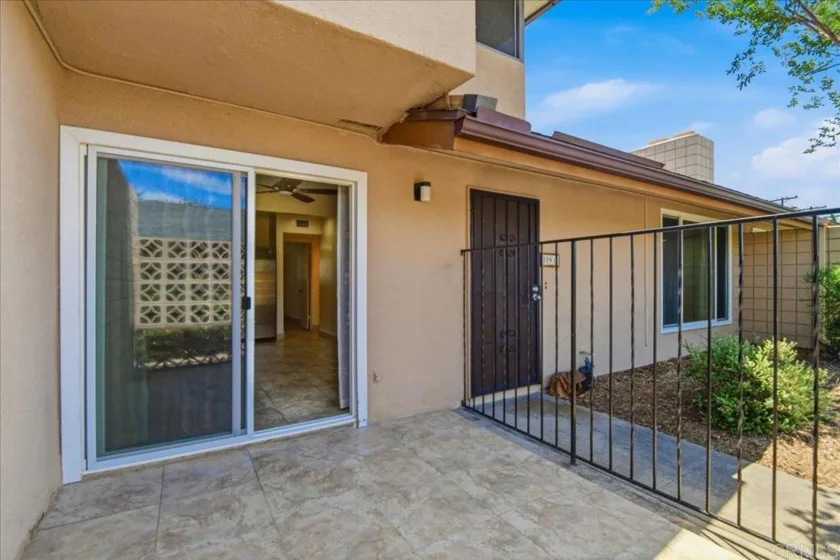 559 Oakdale Lane #C photo 5