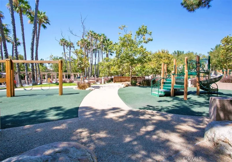 7 Cabazon photo 41