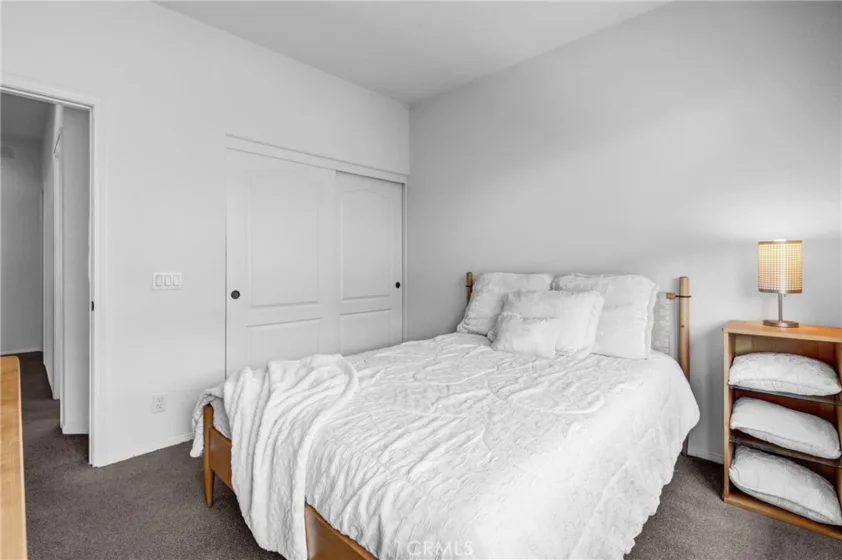2175 Cittadin Drive photo 35