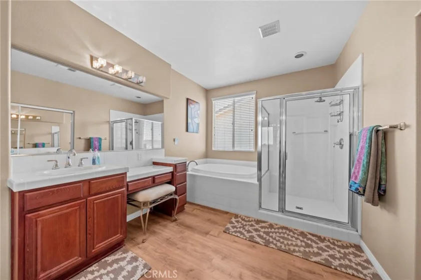 45729 Elm Place photo 29