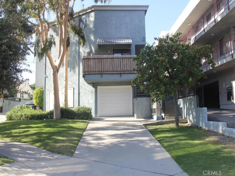 3245 Altura Avenue #1 photo 1