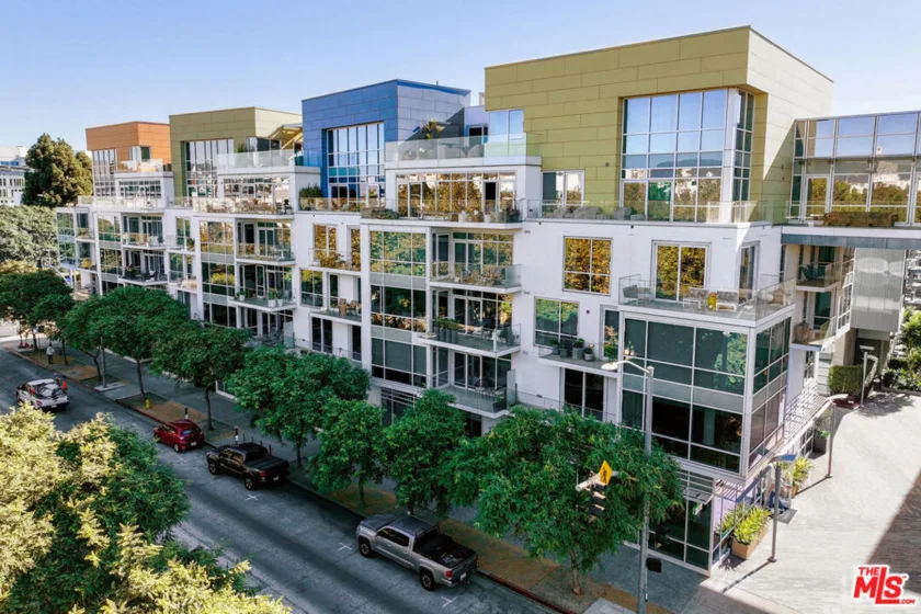 1705 Ocean Avenue #311 photo 24