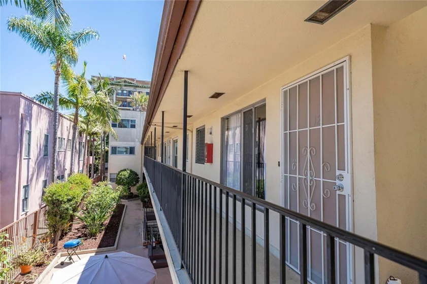 1015 E Ocean Boulevard #12 photo 17