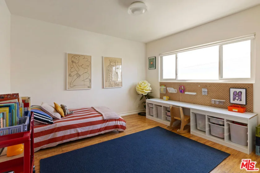 1600 N Hobart Boulevard #15 photo 9
