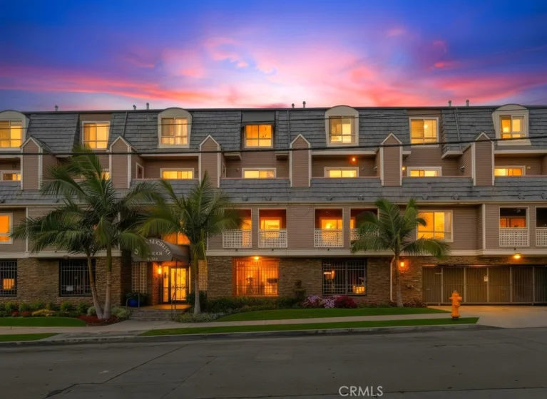 1355 Loma Avenue #311 photo 59