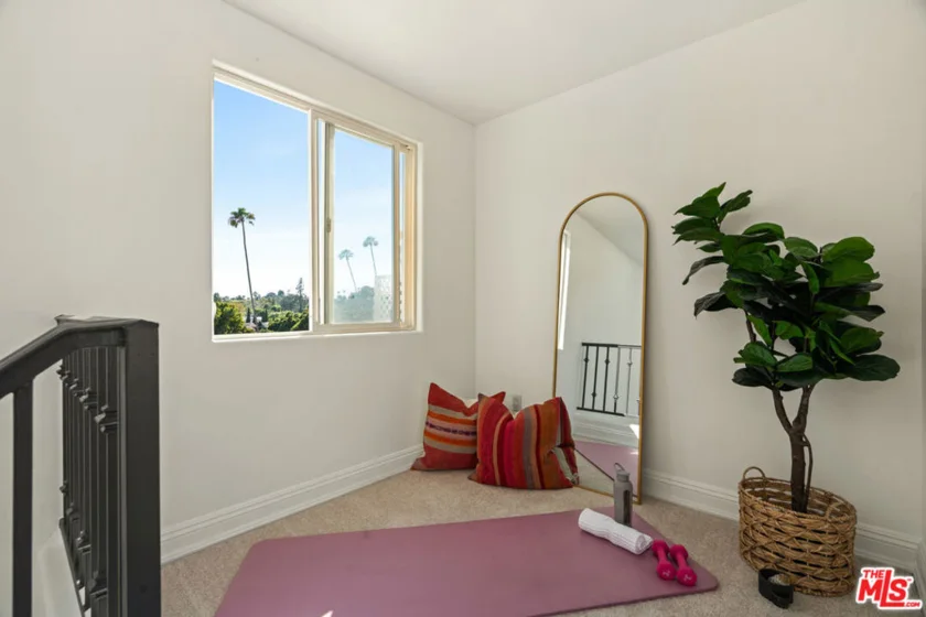 11982 Mayfield Avenue #D photo 28