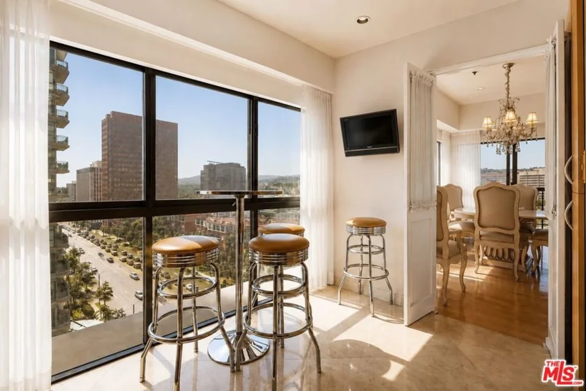10790 Wilshire Boulevard #1001 photo 10