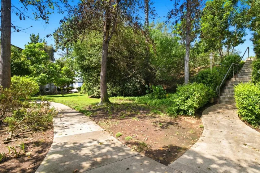 7500 Parkway Drive #207 photo 4