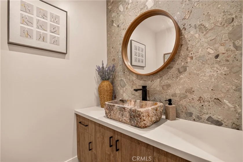 100 S Doheny Drive #1105 photo 5