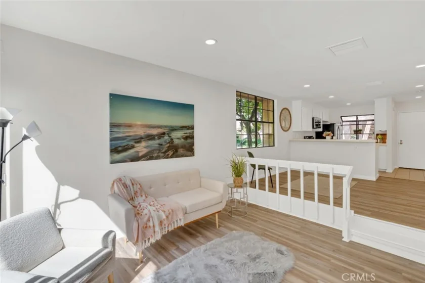 247 Pineview photo 17