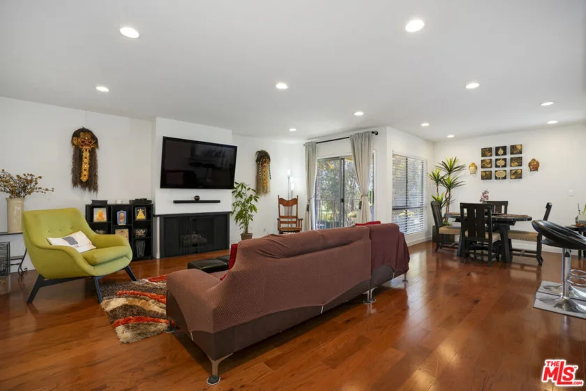 5845 Doverwood Drive #213 photo 8