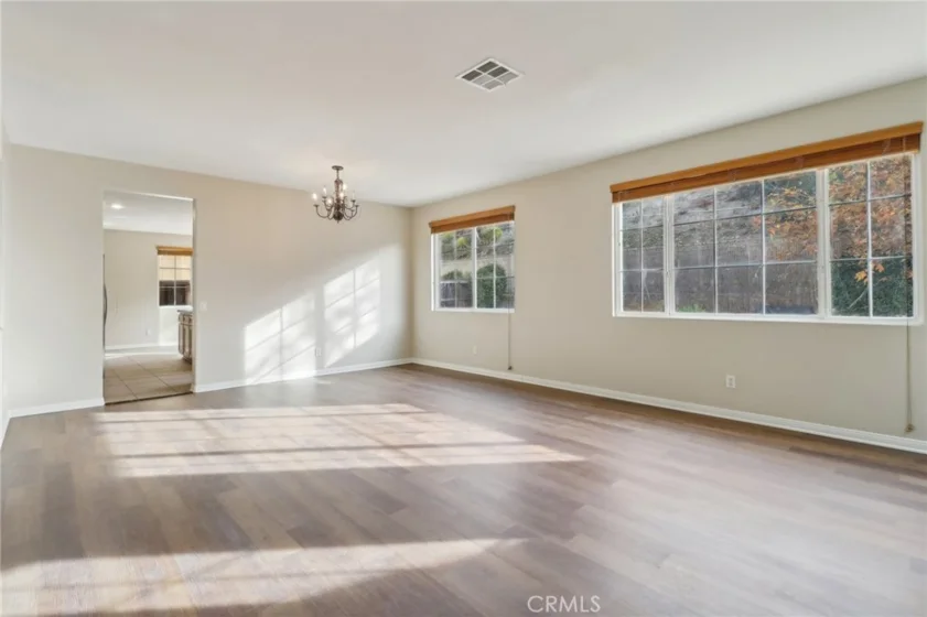 27741 Elderberry Street photo 4