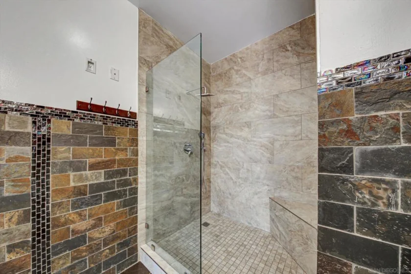 1050 Island #211 photo 34