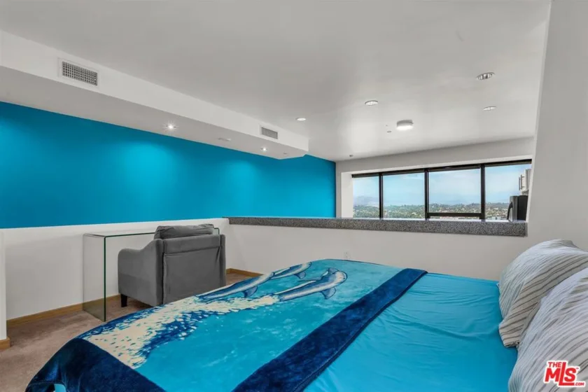 1100 Wilshire Boulevard #2605 photo 12