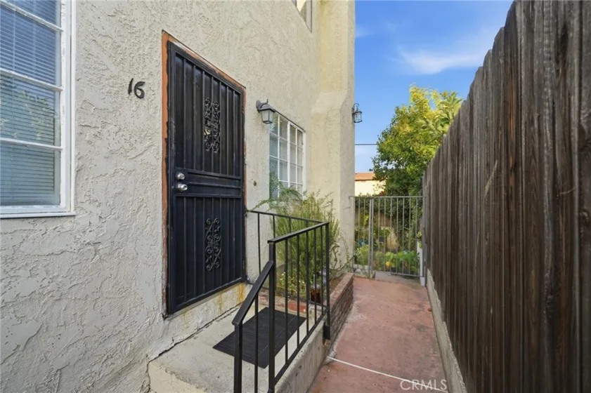 824 S Stoneman Avenue #16 photo 4