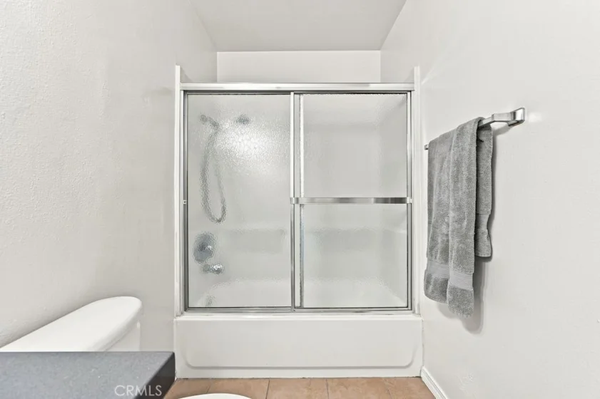18350 Hatteras #211 photo 16
