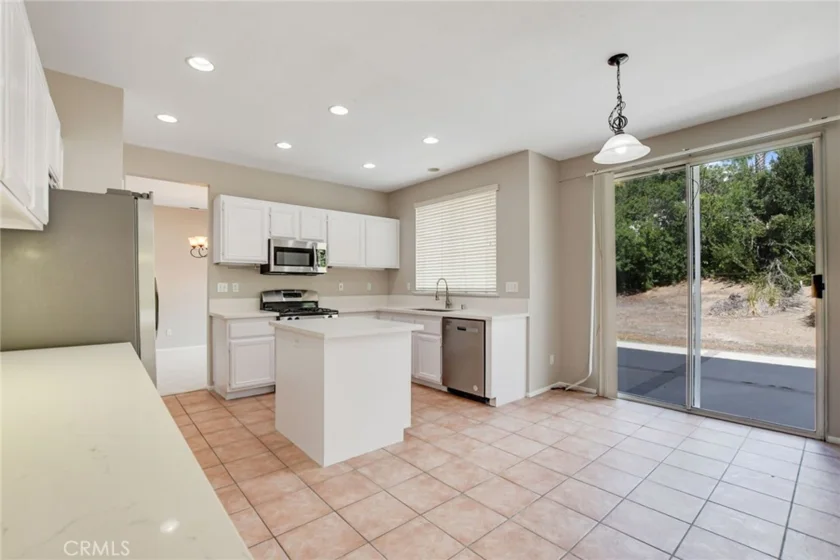 32904 Cinon Drive photo 21