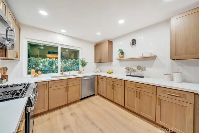 1821 Vista Del Oro photo 16