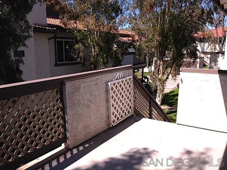 9821 Caspi Gardens #8 photo 2