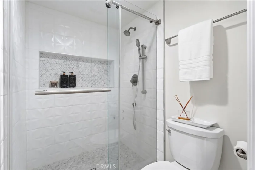 1409 Arch Lane photo 32
