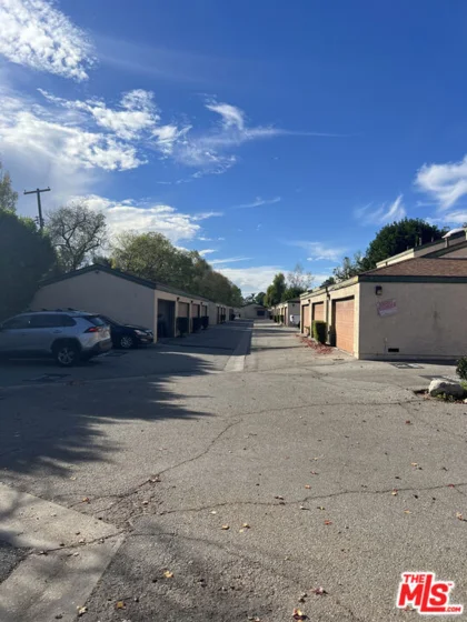 19620 Roscoe Boulevard #D photo 20