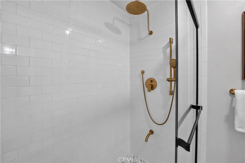 4137 Elizabeth Court photo 33