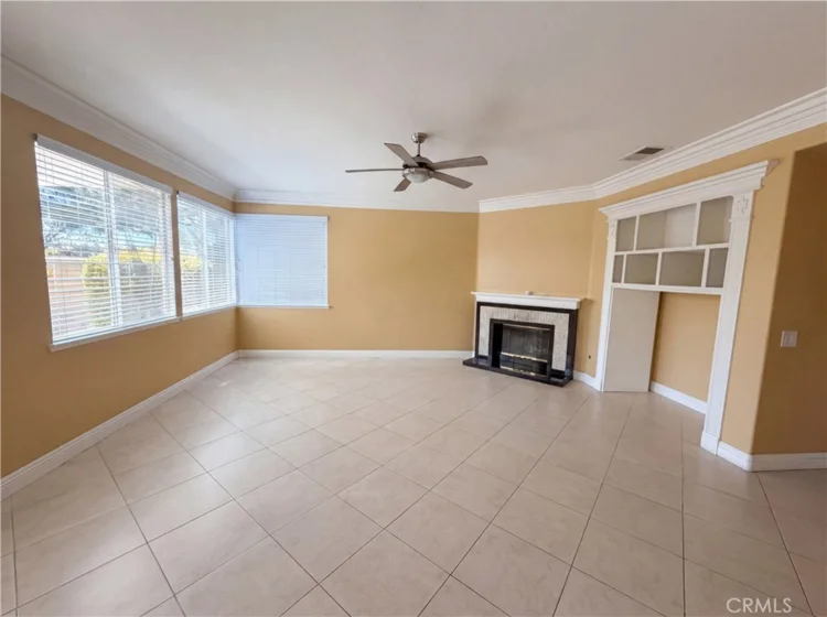 27801 Canyon Hills Way photo 3