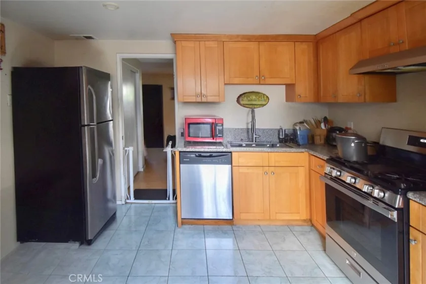 1801 Park Glen #B photo 13